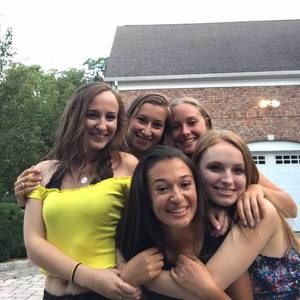 Meet your Posher, Evia